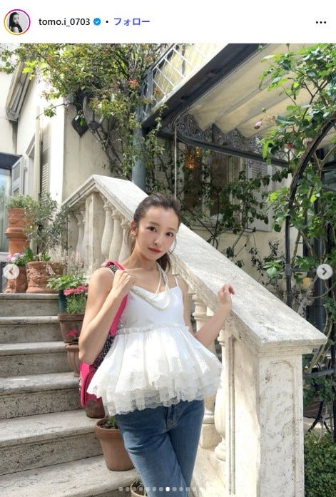 板野友美Instagramより