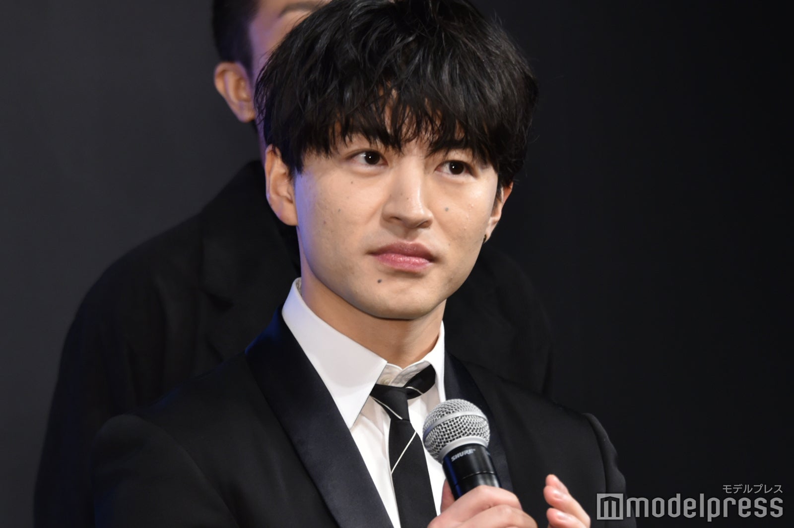 佐野玲於（C）モデルプレス