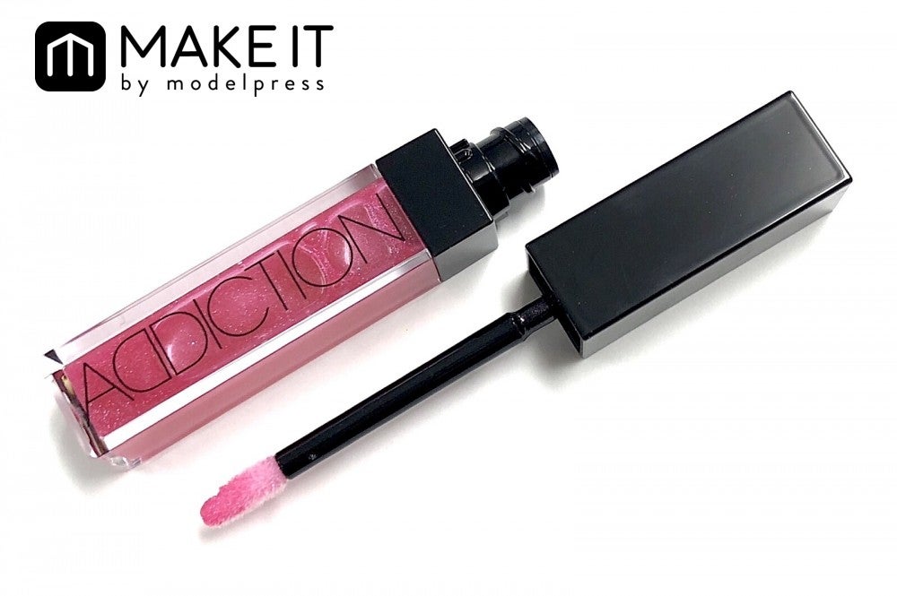 ADDICTION／リップグロス ピュア／023 Burning Pink／2,500円（税抜） (C)メイクイット