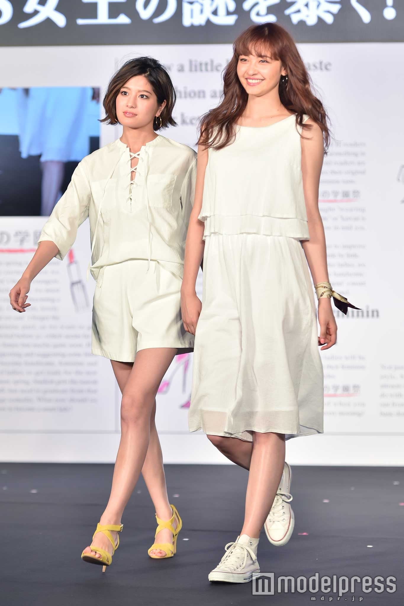 （左から）寺本愛美、ニコル