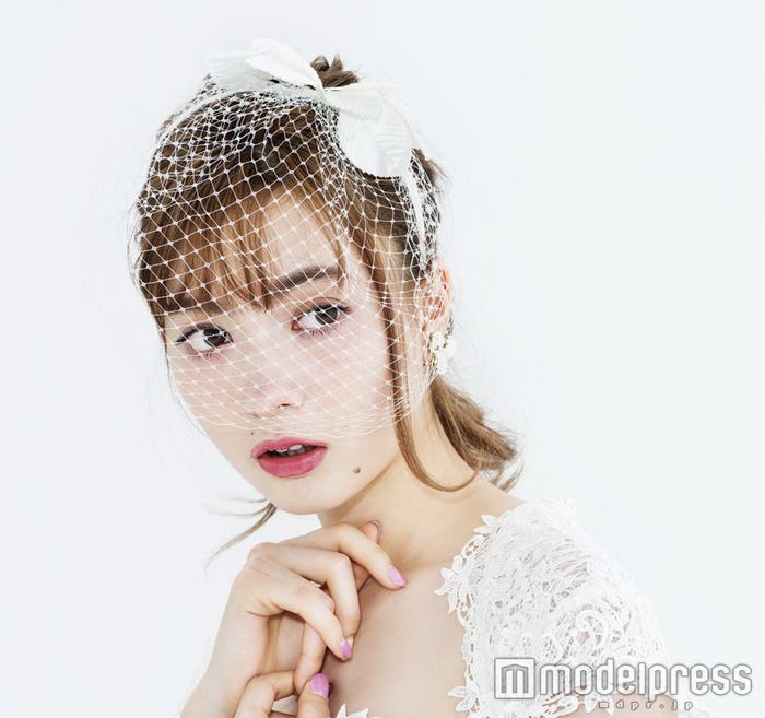 八木アリサ/「Brides Beauty」vol.14より(画像提供:世界文化社)