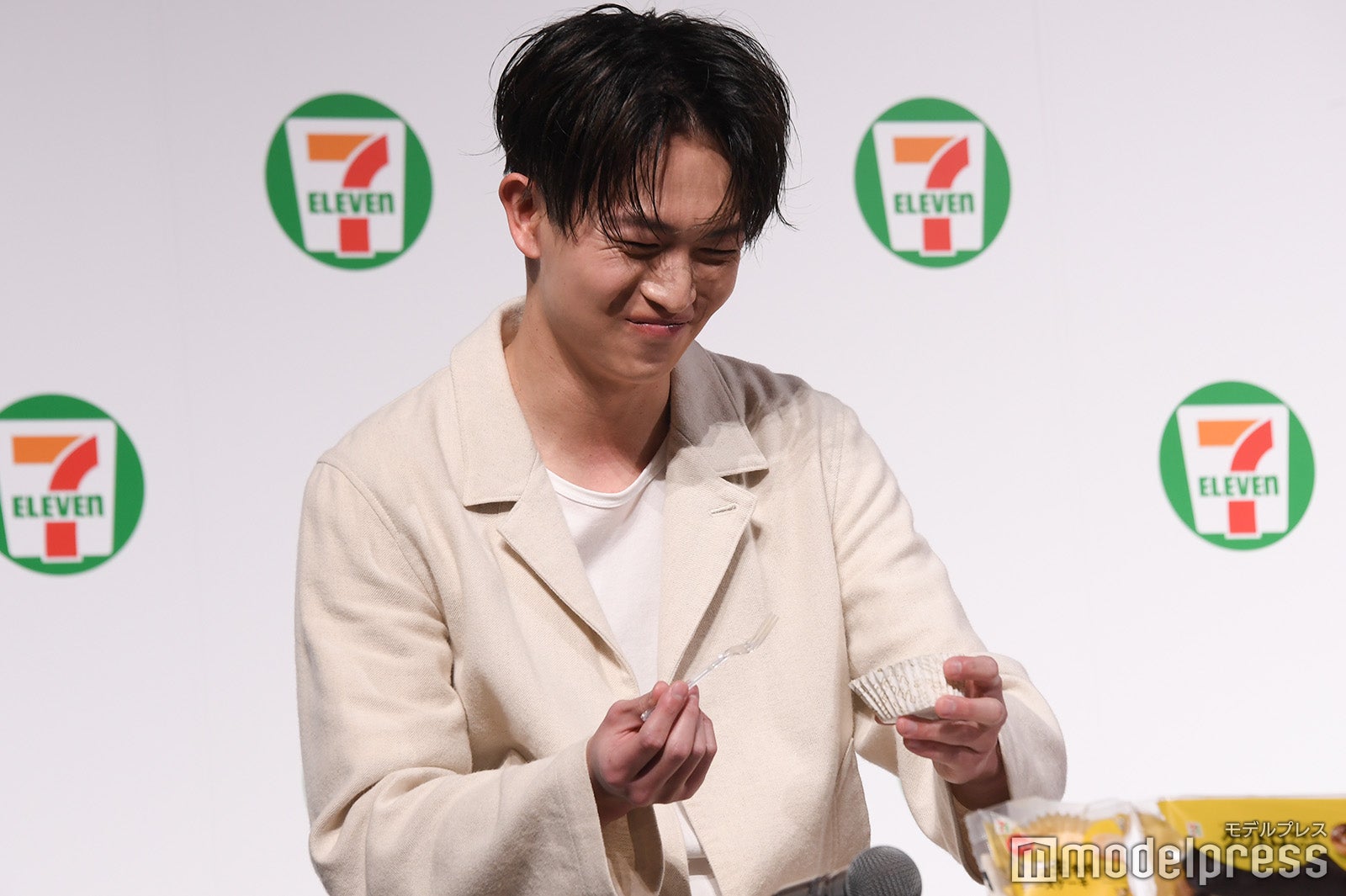 綱啓永（C）モデルプレス