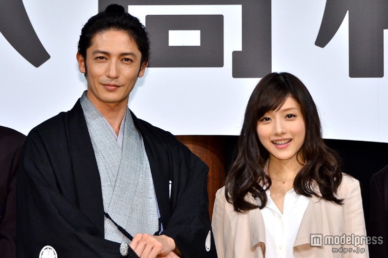 （左から）玉木宏、石原さとみ