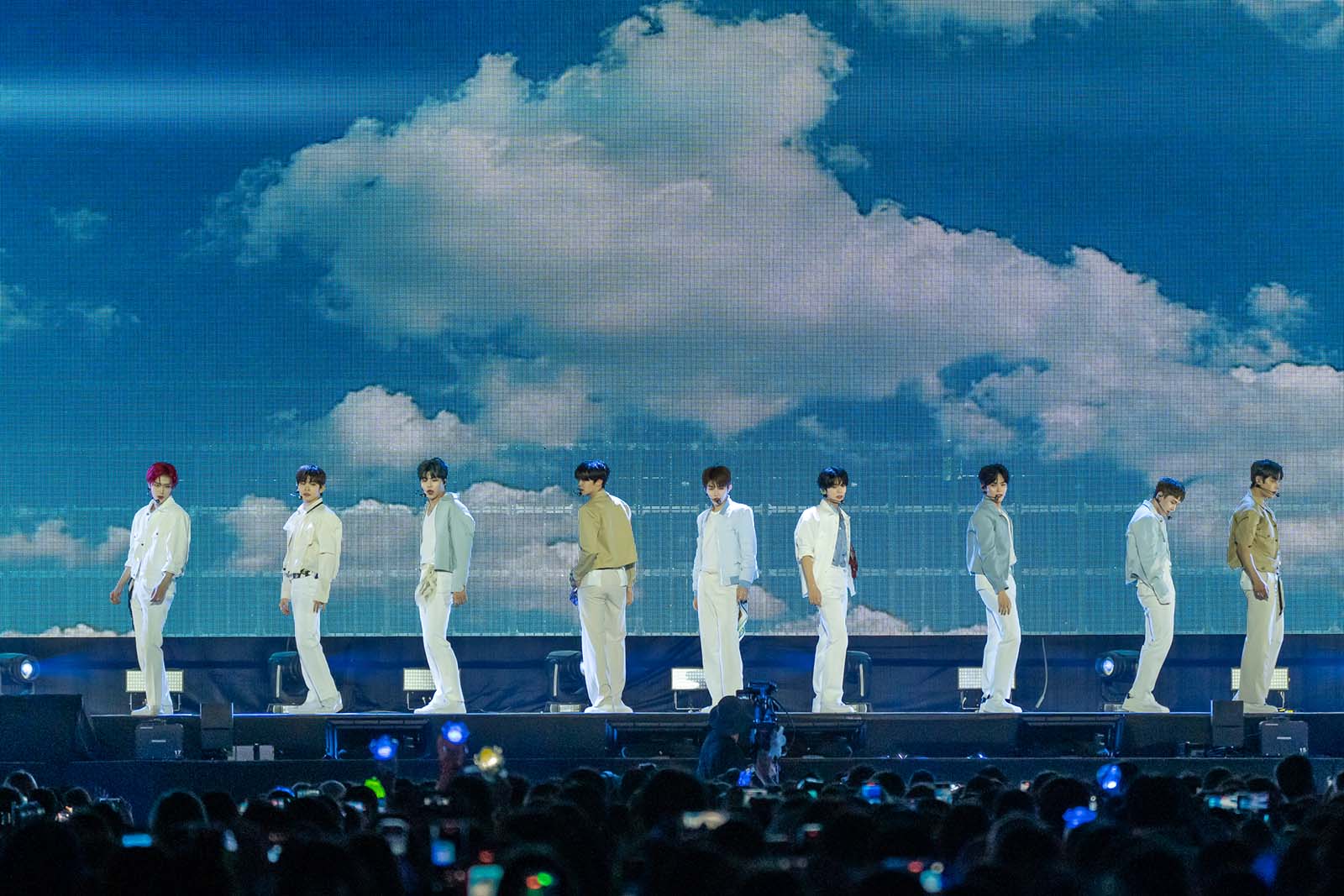 ZEROBASEONE、近距離でファンサ連発 爽やかな魅力で観客虜に【KCON JAPAN 2024／Mカ】