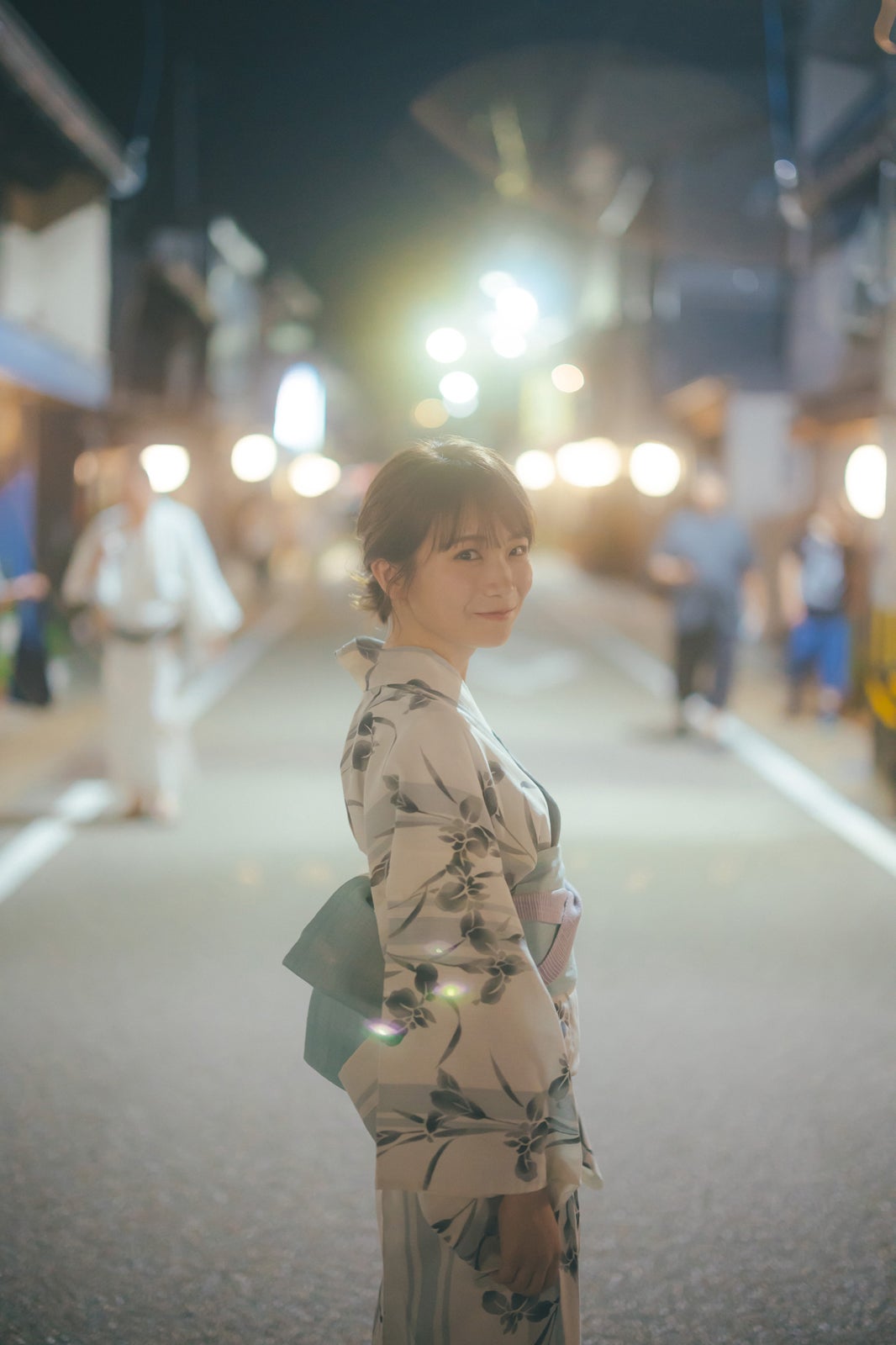 秋元真夏「淡淡」撮影／東京祐