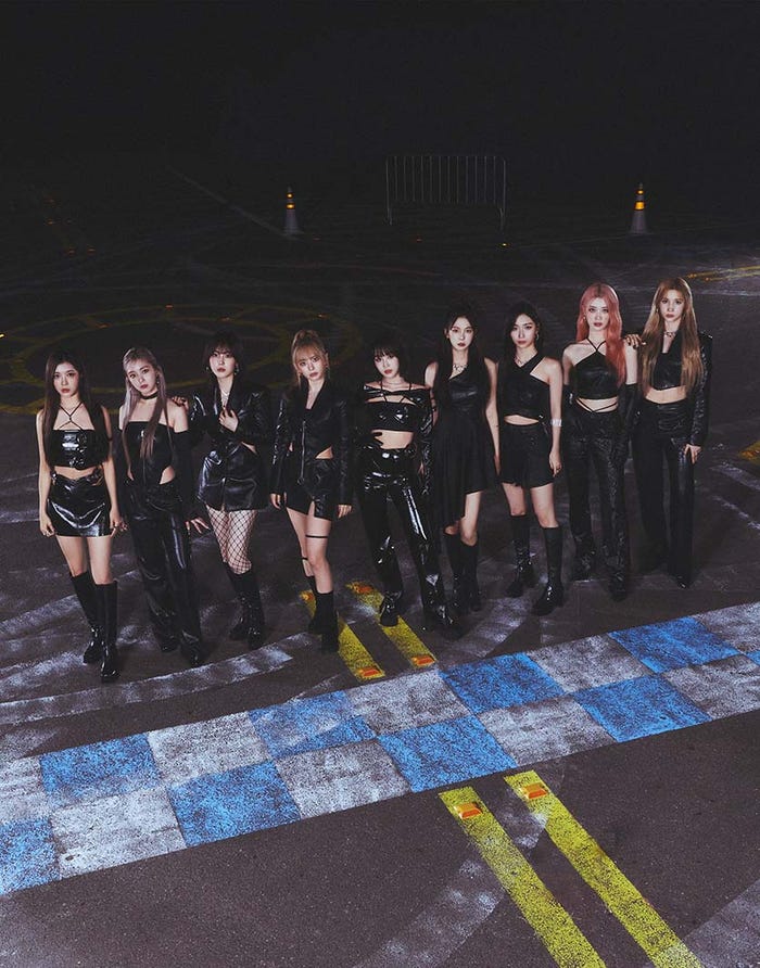 Kep1er(左から)ダヨン、イェソ、チェヒョン、マシロ、ヒカル、ユジン、ヨンウン、シャオティン、ヒュニンバヒエ(提供写真)