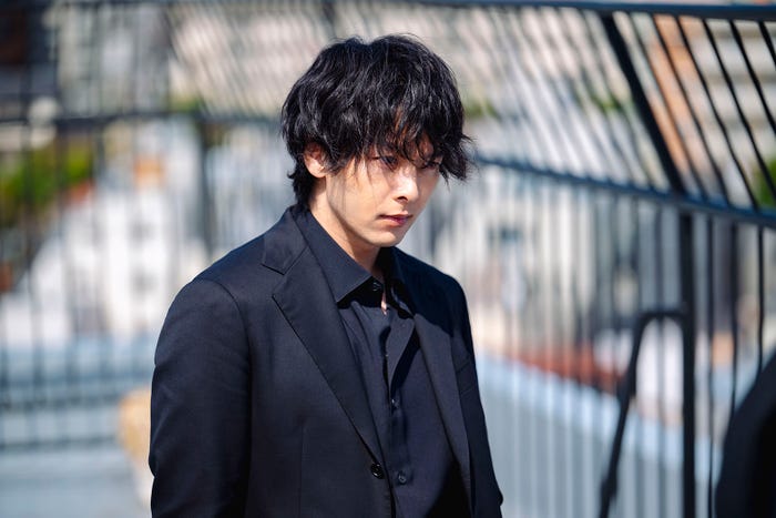中村倫也「DOPE 麻薬取締部特捜課」第4話(C)TBS