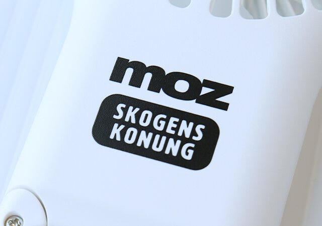 ムック本　ムック　付録　人気　おすすめ　オススメ　宝島社　宝島　レビュー　便利　優秀　当たり　最高　2023　moz　アウトドア　キャンプ　カラビナ付きハンディファン　ハンディファン　扇風機　ロゴ