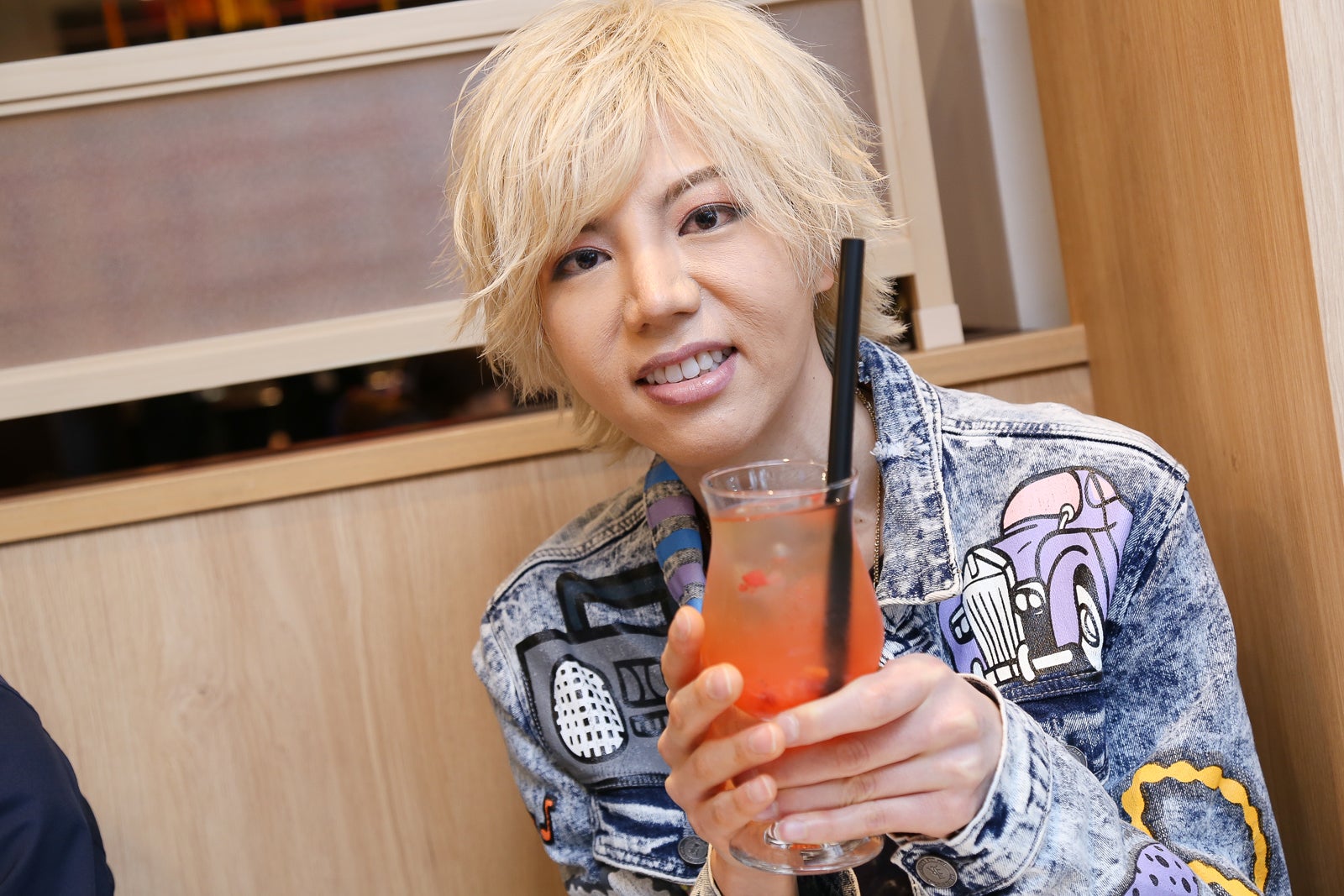 たた120キロ→57キロに（提供写真）