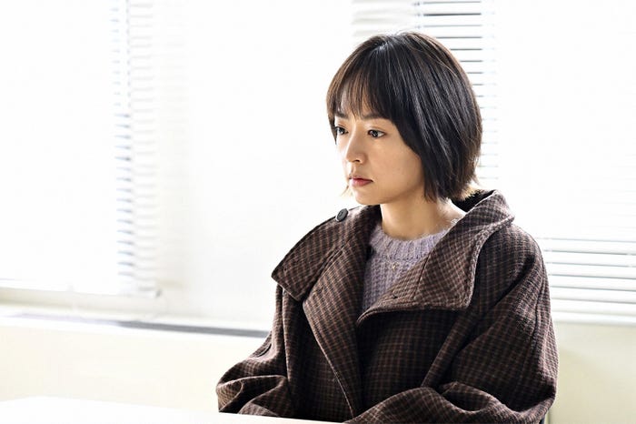 井上真央/ 「100万回 言えばよかった」第7話より(C)TBS