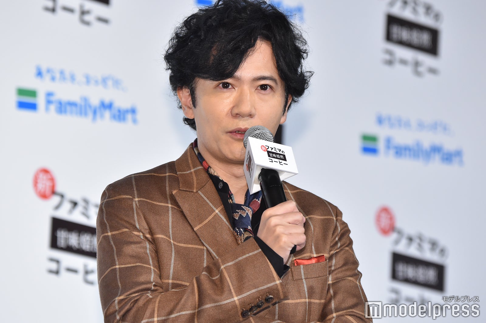 稲垣吾郎（C）モデルプレス