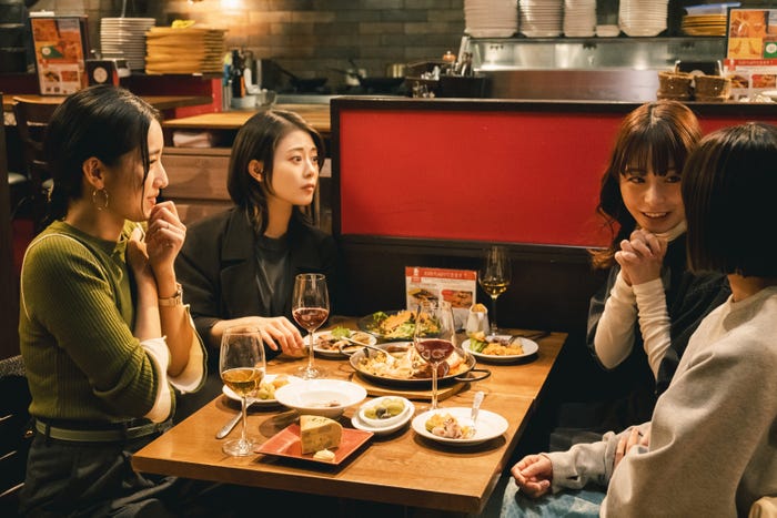 中田クルミ、高畑充希、宇垣美里、土村芳(C)渡辺ペコ/講談社(C)murmur Co., Ltd.