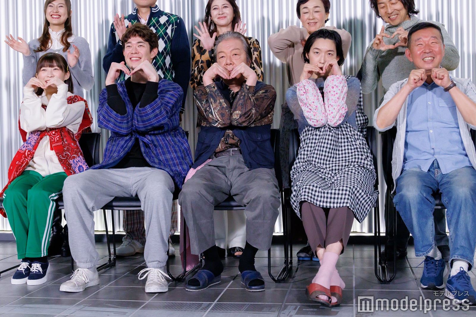 （左から）伊藤沙莉、宮沢氷魚、古田新太、江口のりこ（C）モデルプレス