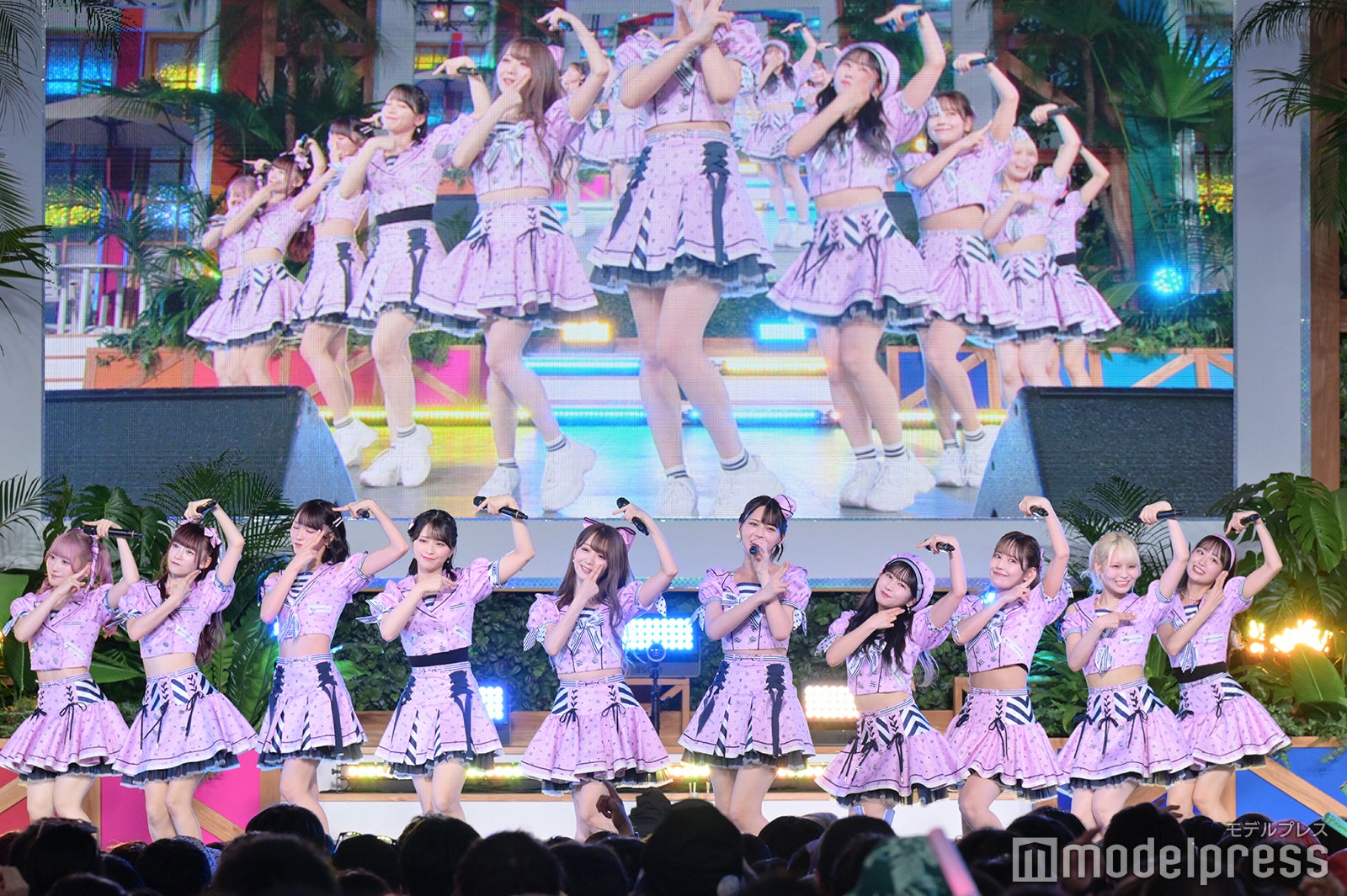 ＝LOVE（C）モデルプレス