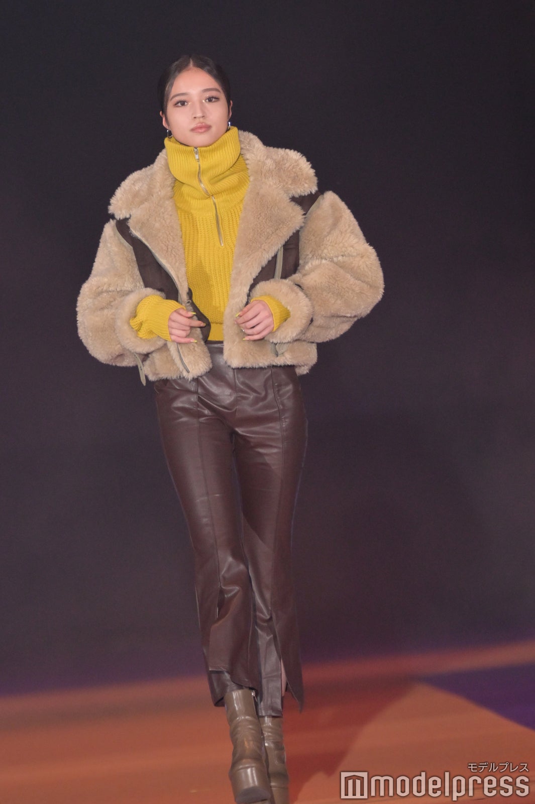 （C）モデルプレス