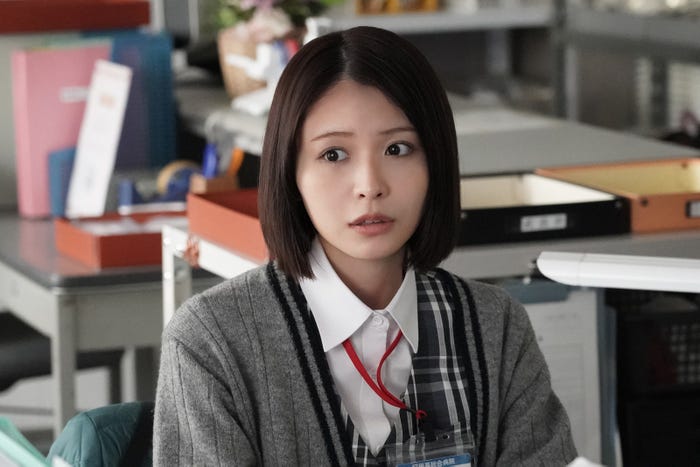 長濱ねる「院内警察」第6話より(C)フジテレビ/共同テレビ