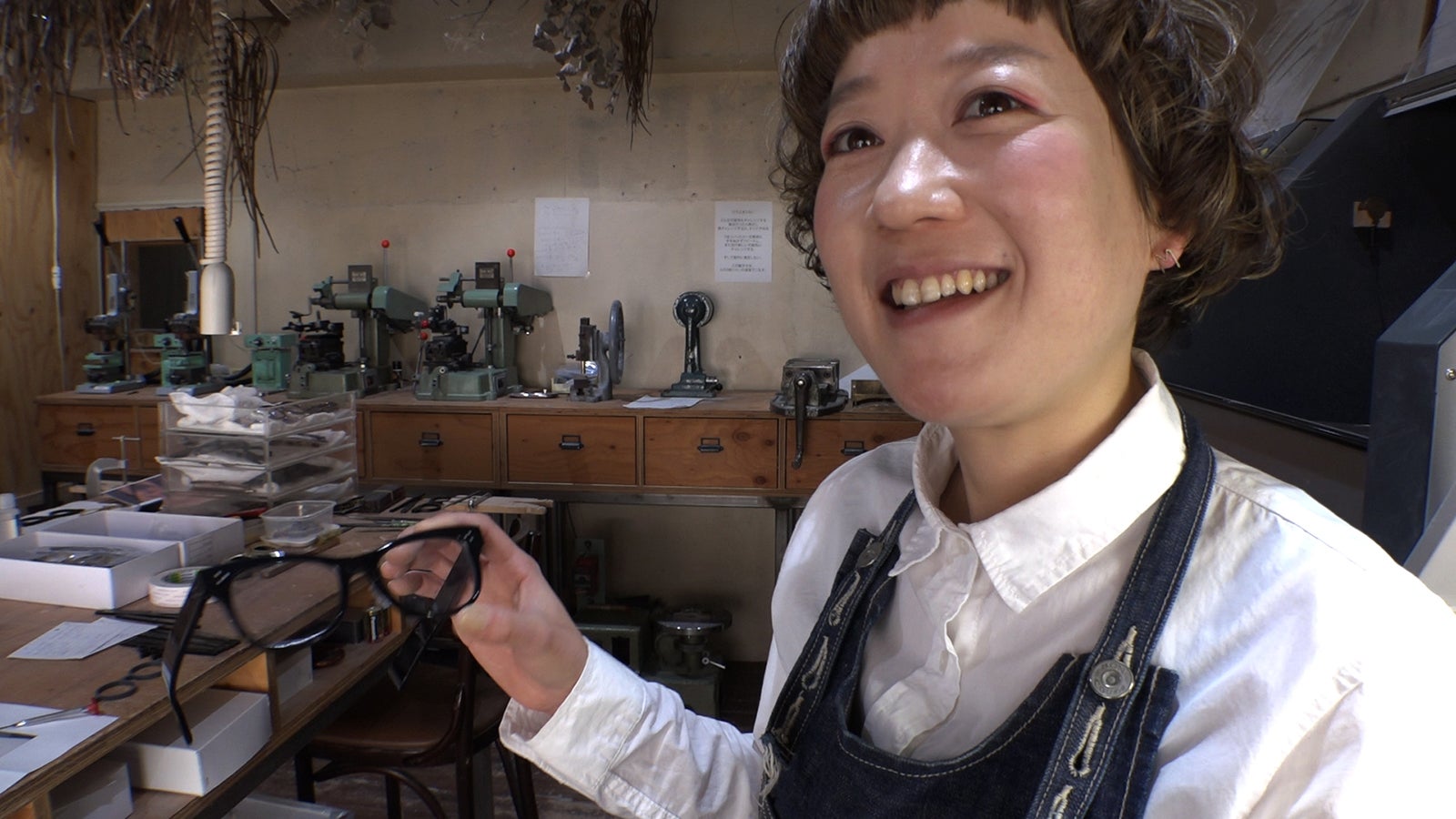  “誰にでも似合うメガネ”を生み出す職人　革新的アイデアで業界に新たな風