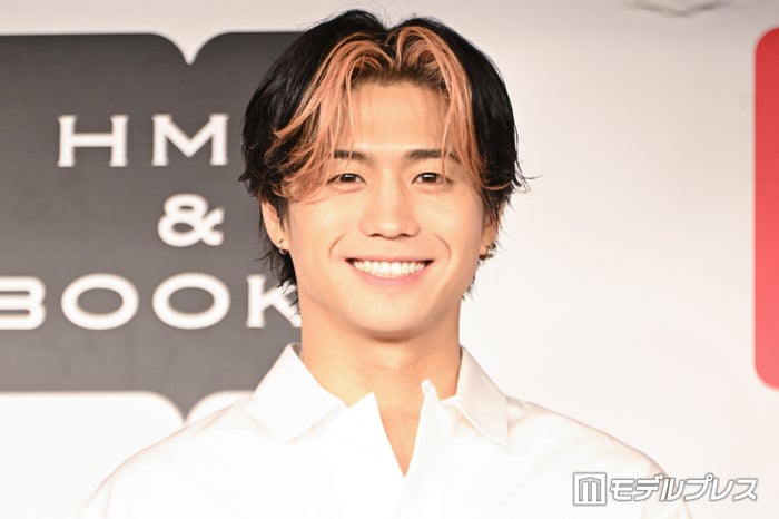FANTASTICS瀬口黎弥、写真集決定後に八木勇征と話したこと「ニヤニヤされてたのを覚えています」＜びびぐら瀬口黎弥＞