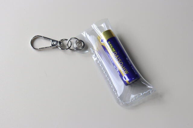 ダイソーのリップクリームケースのサイズ