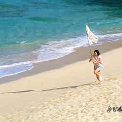 能年玲奈/「カルピスウォーター」新CM「恋の宣誓 春」編より