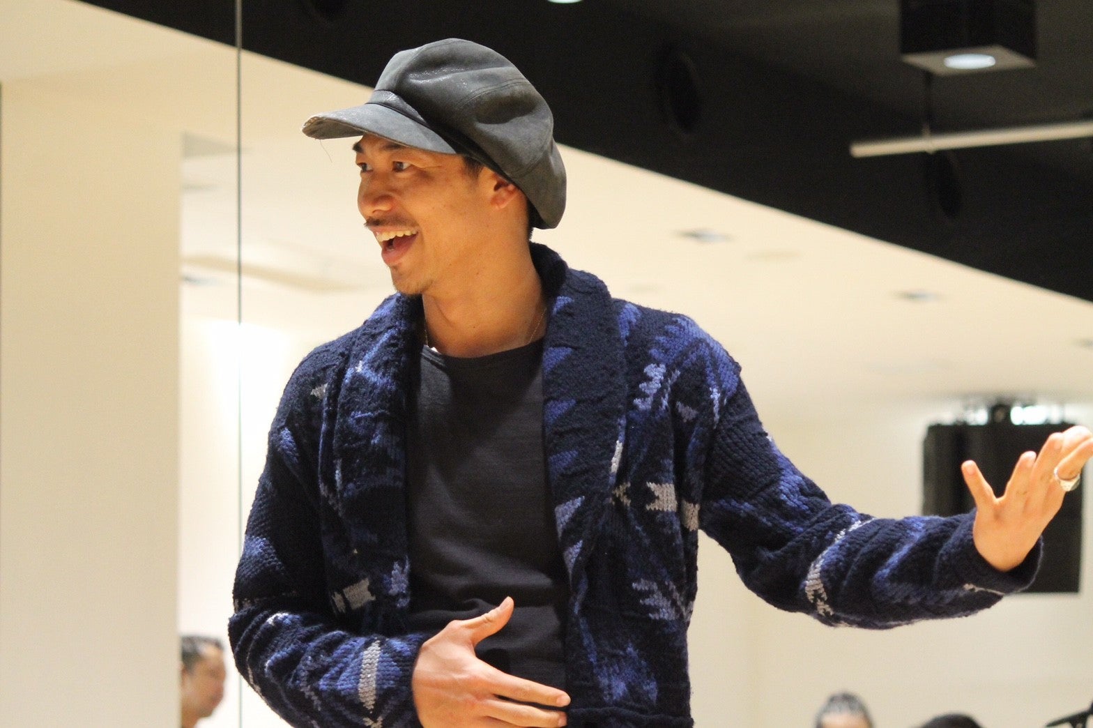 EXILE AKIRA“原点”語る 小林直己・関口メンディー・佐野玲於とサプライズレッスン