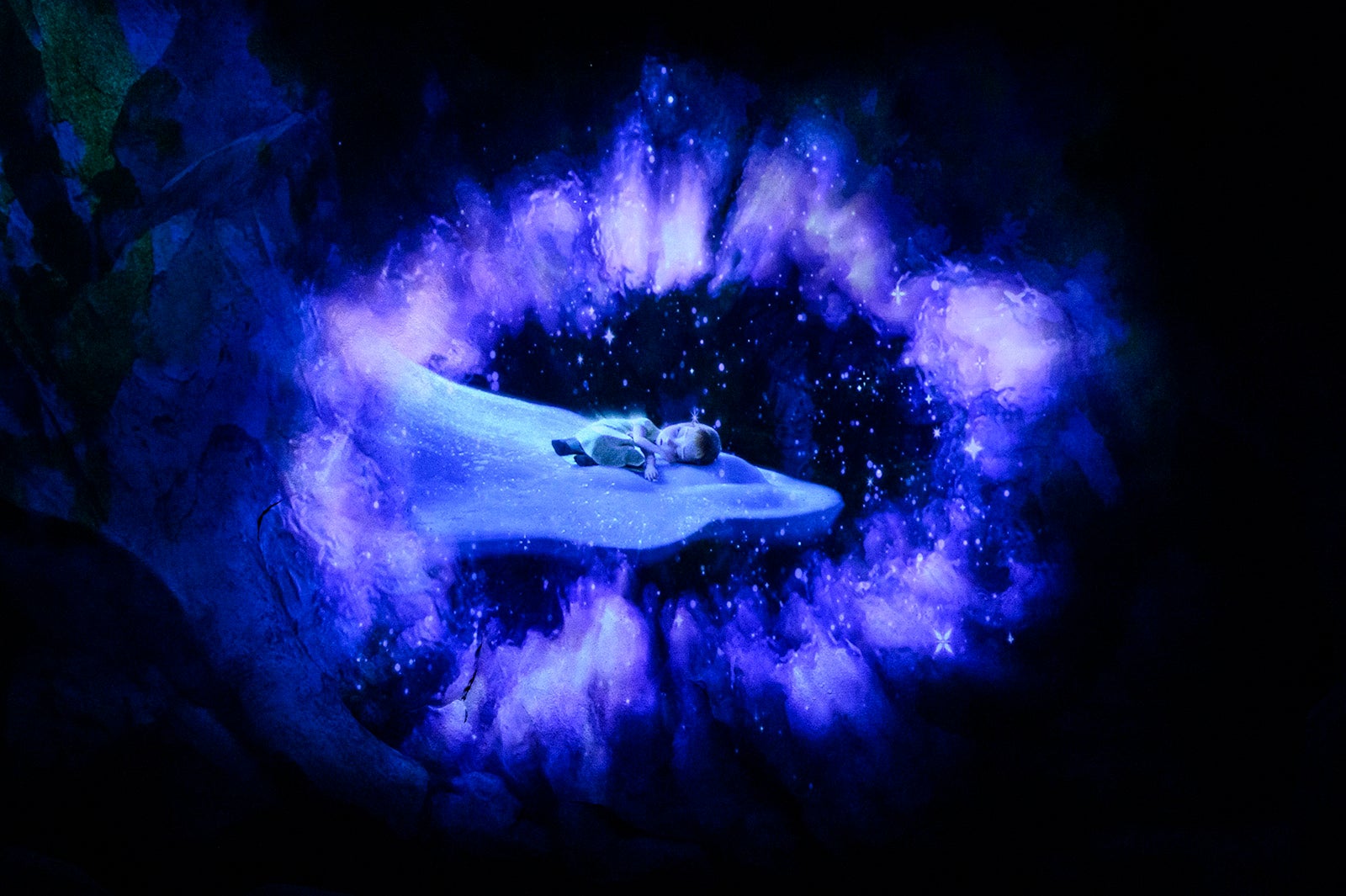 「フローズンキングダム」（C）Disney