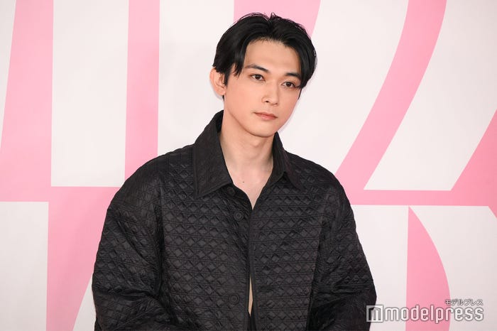吉沢亮(C)モデルプレス