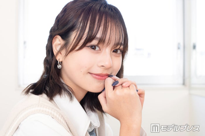 「今日好き」小國舞羽（まう）ショート丈トップスでウエストちらり「引き締まっててかっこいい」「スタイル良くて憧れ」と反響