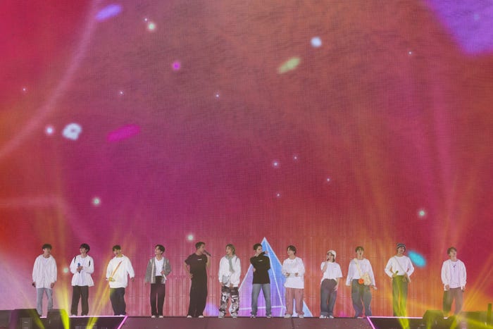 「SEVENTEEN TOUR 'FOLLOW' TO JAPAN」ベルーナドーム公演(P)&(C)PLEDIS Entertainment