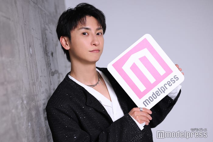 與真司郎(C)モデルプレス