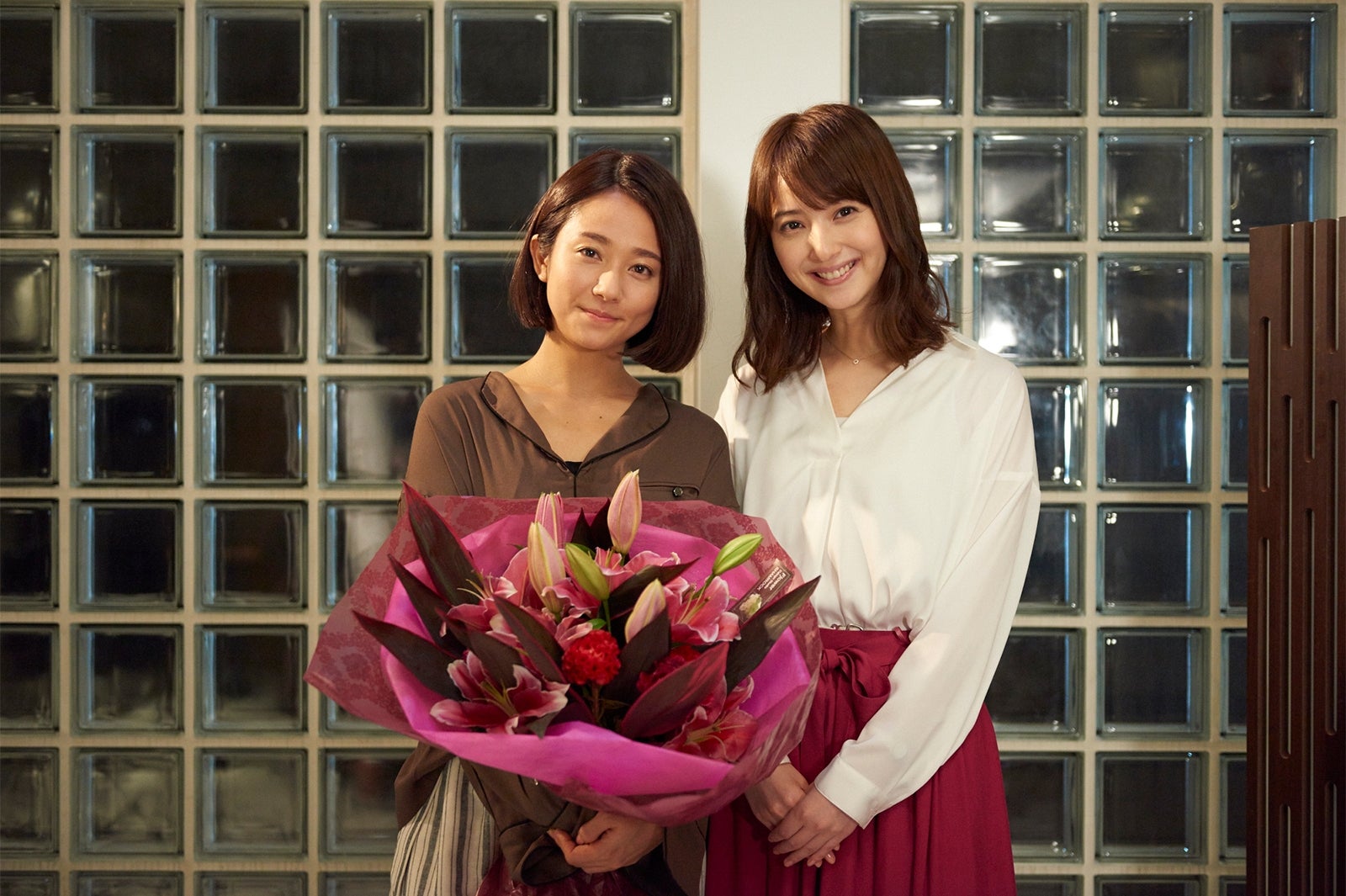 木村文乃、佐々木希（C）「伊藤くん A to E」製作委員会