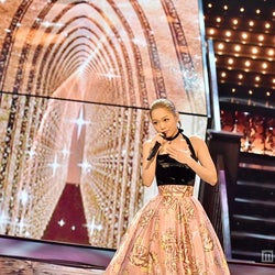 西野カナが歌う 理想のカップル像 が結婚式の新定番に レコ大で Darling 歌声響く モデルプレス