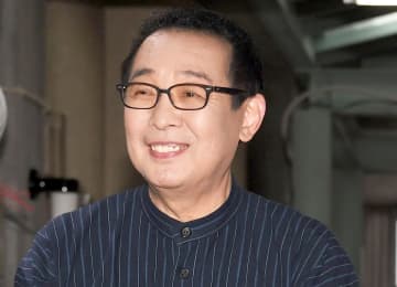 燕ファンクラブ名誉会員のレジェンド歌手 46歳左腕を激励「新球場まで頑張ろうね！！」 2ショ投稿 SNS「200勝を目指してがんばって」