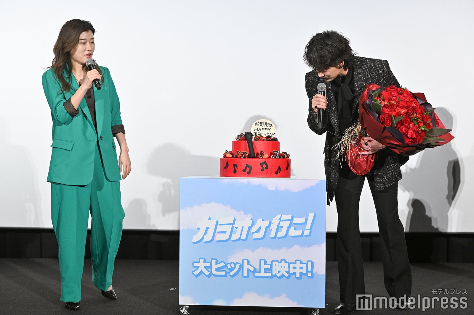 ヒコロヒー、綾野剛（C）モデルプレス