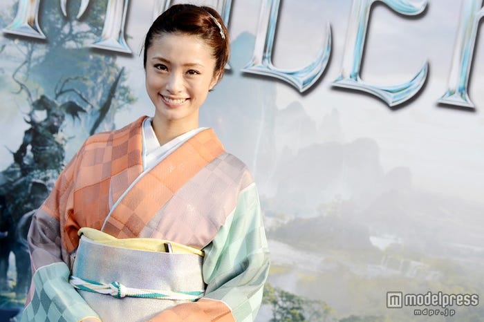 上戸彩
