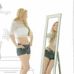 ギュリ/バランスチェア「CUVILADY(クビレディ)」の初CM 「Are You Ready?」編