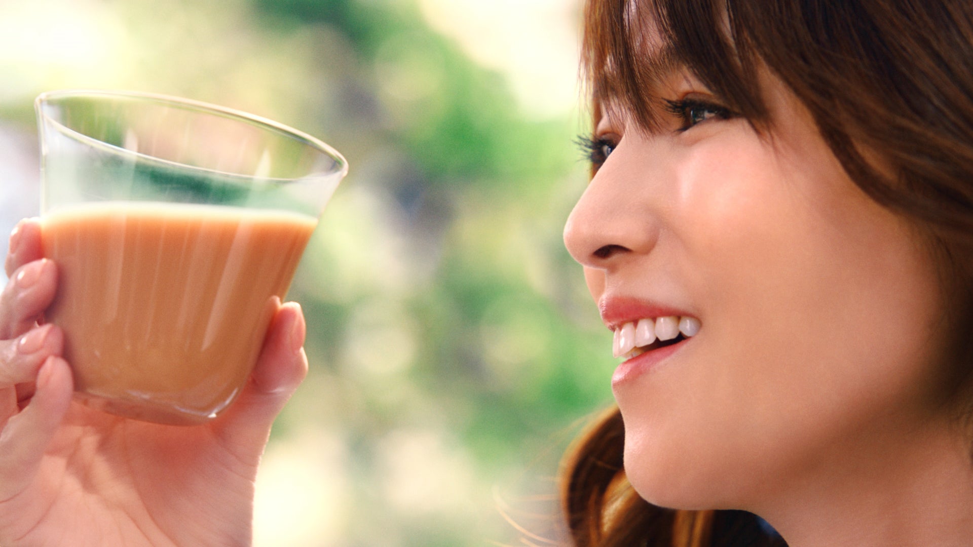 深田恭子CMカット（提供写真）