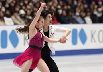 紀平梨花が3年ぶり全日本「帰ってきたよって」アイスダンス“りかしん”で笑顔の帰還「葛藤した日々が無駄にならないように繋げていきたい」RD3位発進