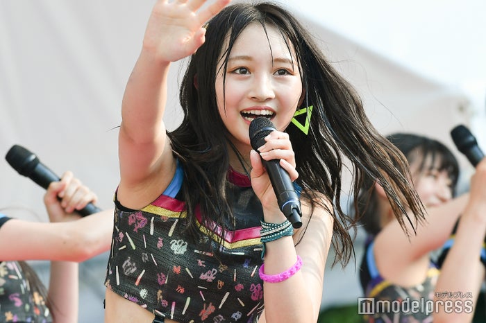 Nmb48チームb 美ウエストがまぶしい 炎天下8曲パフォーマンス Tif19 セットリスト モデルプレス