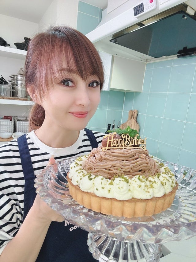 元おニャン子・渡辺美奈代、手作りモンブランタルト・簡単キッシュ…夫バースデー料理に「商品レベル」「凄い」の声
