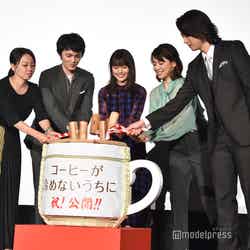 （左から）塚原あゆ子監督、林遣都、有村架純、石田ゆり子、伊藤健太郎 （C）モデルプレス