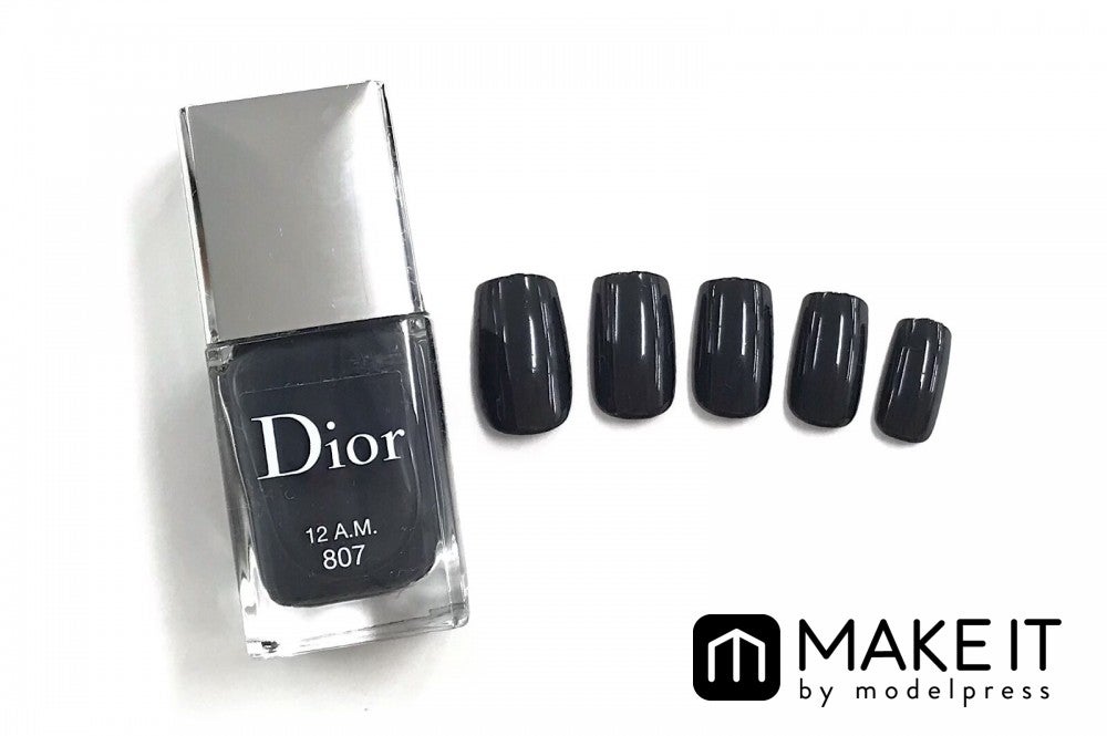 Dior／ディオール ヴェルニ／807 12 A.M.／3,000円（税抜） (C)メイクイット