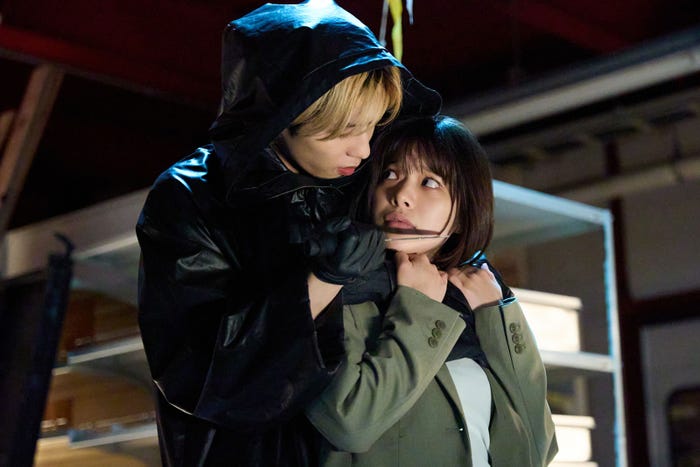 志尊淳、岸井ゆきの「恋は闇」(C)日本テレビ