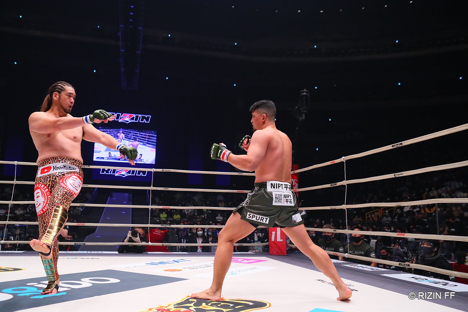 シバターVSHIROYA（C）RIZIN FF