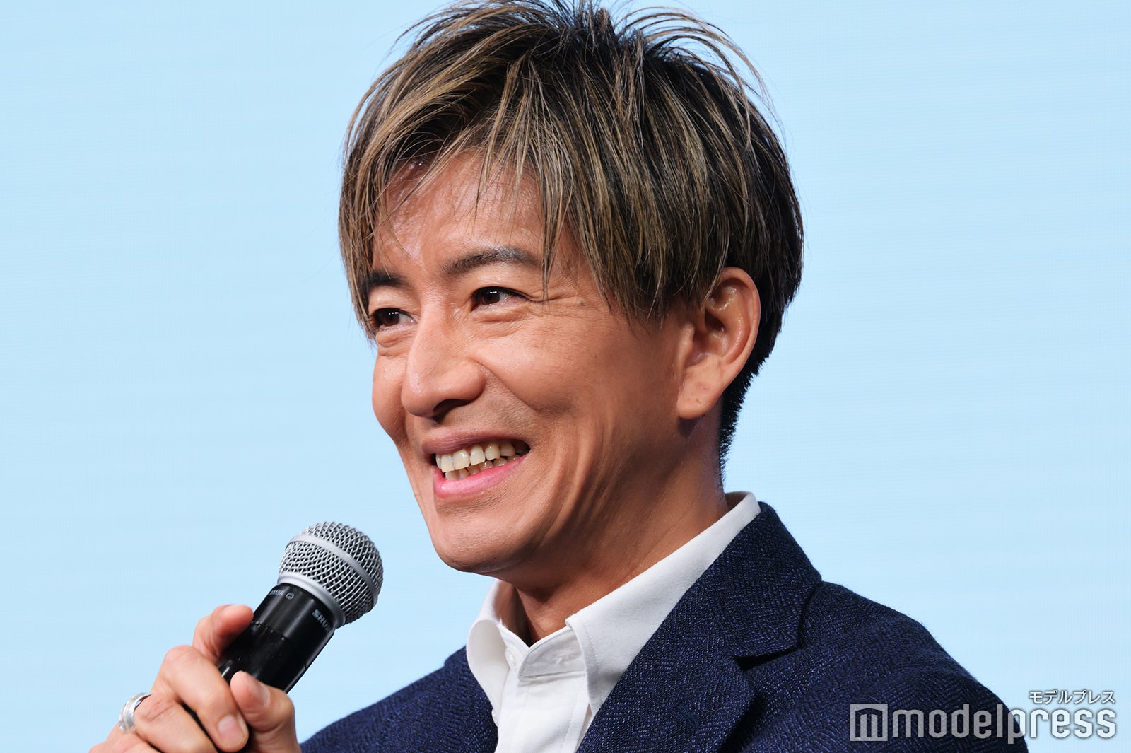 木村拓哉、ピンクの着ぐるみで撮影 石原さとみが絶賛「まあ着慣れていらっしゃる（笑）」