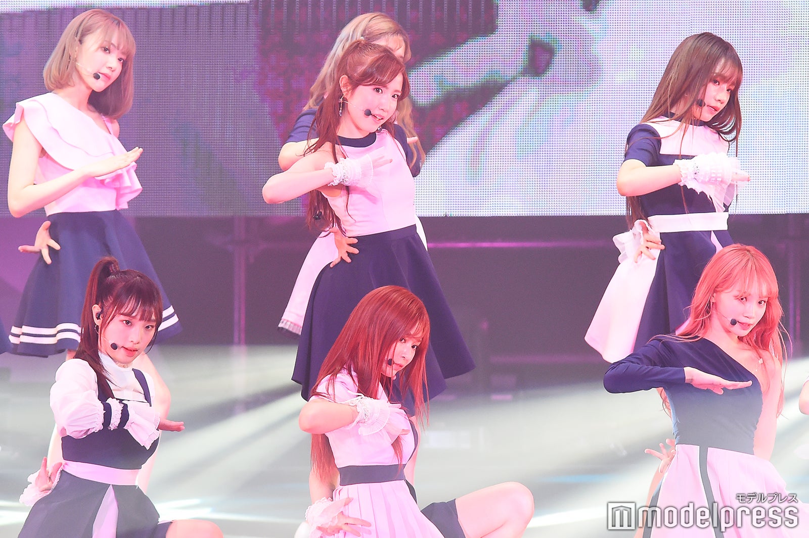 IZ*ONE（C）モデルプレス