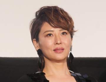 53歳・鈴木砂羽 1年で12キロの激やせ理由「ホルモンバランスが乱れ…」過去には子宮筋腫の手術も