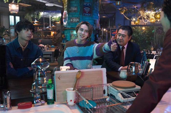 水沢林太郎、吉野北人、小手伸也「スタンドUPスタート」第5話より(C)フジテレビ