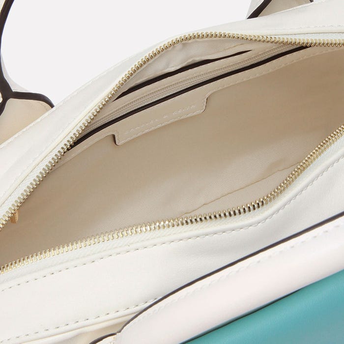 デュオトーンハンドバッグ「CHARLES & KEITH」6,210円(税込)/画像提供:CHARLES & KEITH OFFICIAL ONLINE STORE