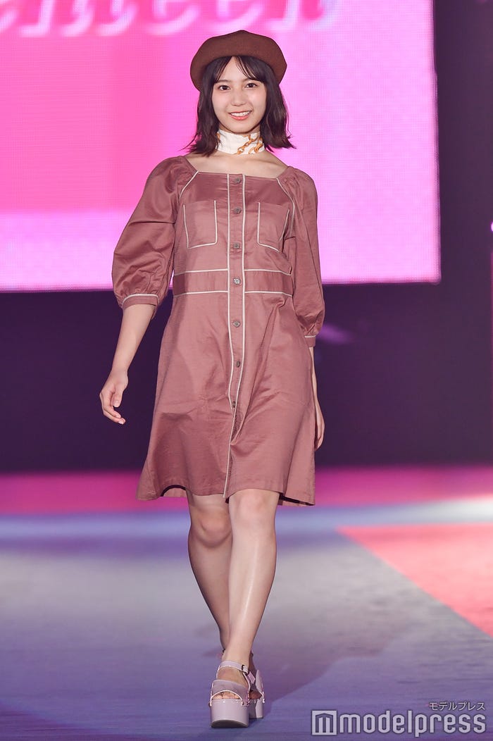 小坂菜緒(C)モデルプレス